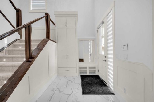 127 Evansview Road Nw, Calgary, AB - Indoor Photo Showing Other Room