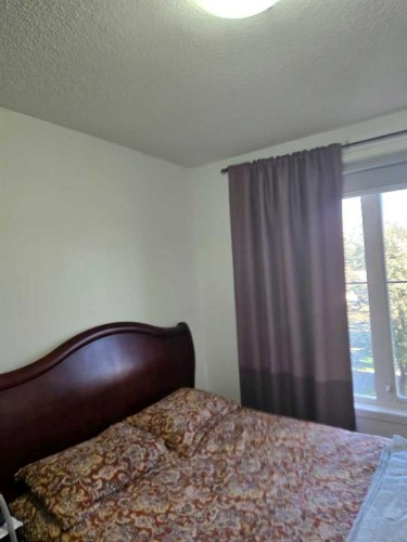 2204-333 Taravista Drive Ne, Calgary, AB - Indoor Photo Showing Bedroom