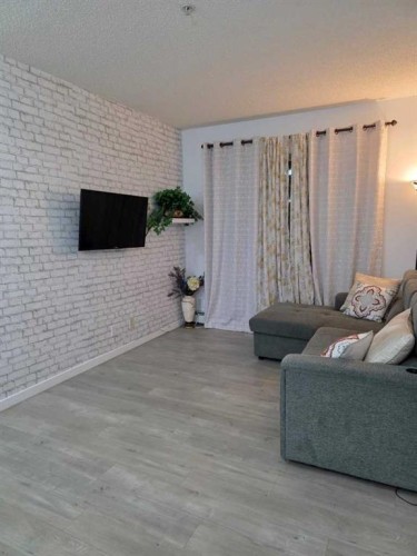 2204-333 Taravista Drive Ne, Calgary, AB - Indoor