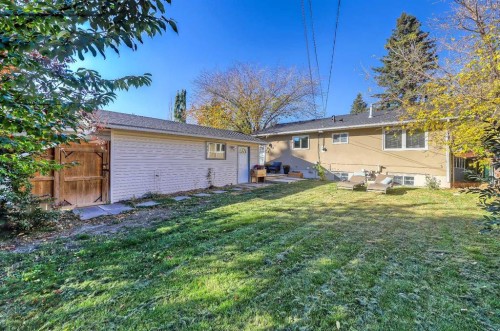 5219 Valiant Drive Nw, Calgary, AB - Outdoor