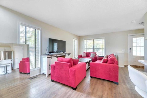 144 Prestwick Avenue, Calgary, AB - Indoor Photo Showing Living Room