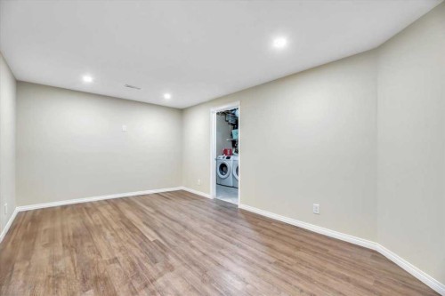 144 Prestwick Avenue, Calgary, AB - Indoor Photo Showing Other Room