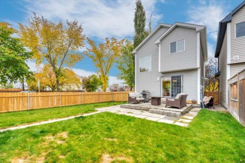 144 Prestwick Avenue, Calgary, AB - Outdoor