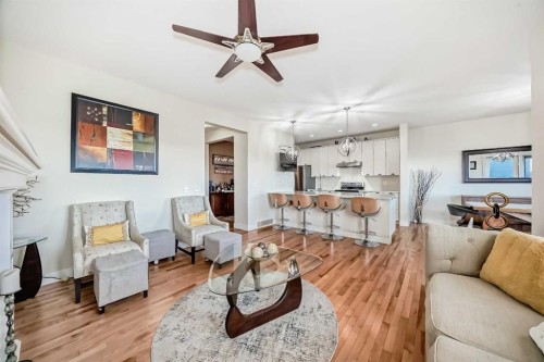 115 Mahogany Way Se, Calgary, AB - Indoor Photo Showing Living Room