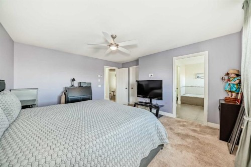 115 Mahogany Way Se, Calgary, AB - Indoor Photo Showing Bedroom