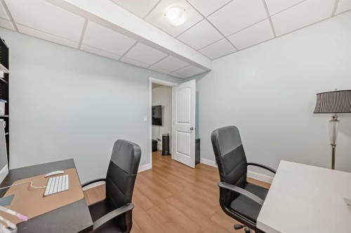 115 Mahogany Way Se, Calgary, AB - Indoor Photo Showing Office