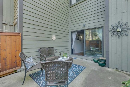 11-10030 Oakmoor Way Sw, Calgary, AB - Outdoor With Exterior