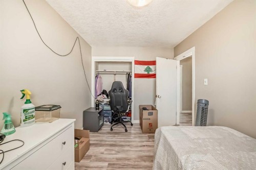 5414 Valentine Crescent Se, Calgary, AB - Indoor