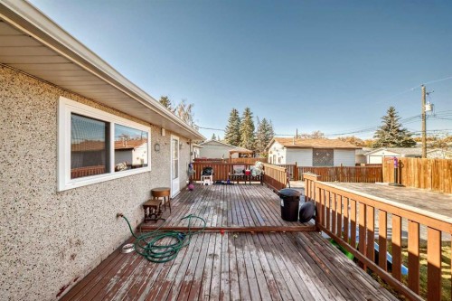5414 Valentine Crescent Se, Calgary, AB - Outdoor With Deck Patio Veranda With Exterior