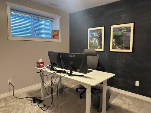 64 Elgin Meadows Manor Se, Calgary, AB - Indoor Photo Showing Office