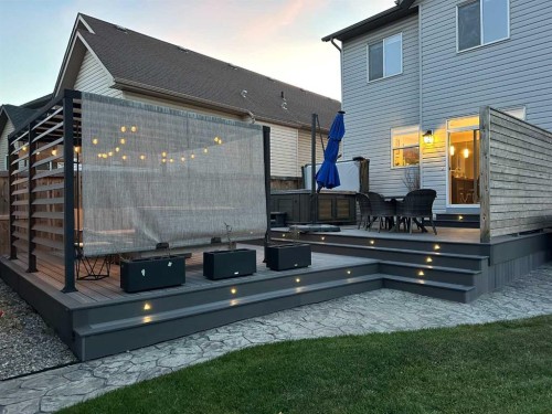 64 Elgin Meadows Manor Se, Calgary, AB - Outdoor