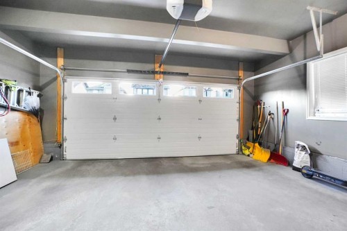 151 Skyview Point Road Ne, Calgary, AB - Indoor Photo Showing Garage