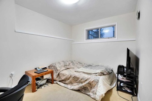 151 Skyview Point Road Ne, Calgary, AB - Indoor Photo Showing Bedroom