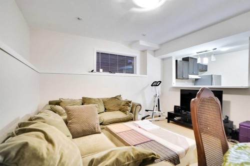 151 Skyview Point Road Ne, Calgary, AB - Indoor