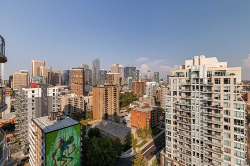 1702-817 15 Avenue Sw, Calgary, AB - Outdoor With View