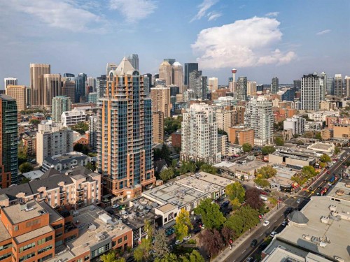 1702-817 15 Avenue Sw, Calgary, AB - Outdoor With View