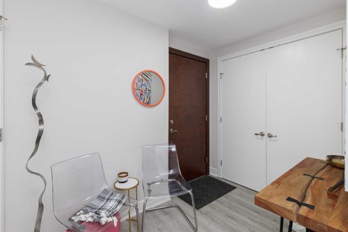 1702-817 15 Avenue Sw, Calgary, AB - Indoor Photo Showing Other Room