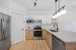 201-2066 Luxstone Boulevard SW Airdrie, AB T4B 0L1