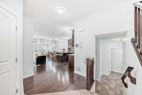 165 Hillcrest Drive Sw, Airdrie, AB - Indoor Photo Showing Other Room