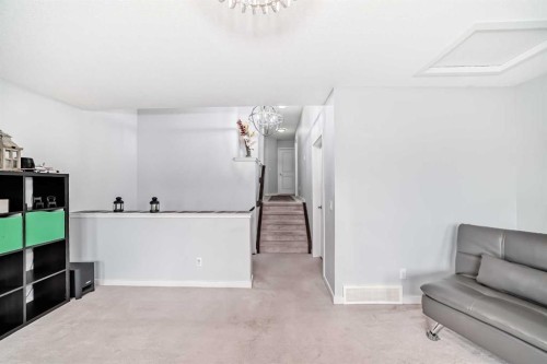 165 Hillcrest Drive Sw, Airdrie, AB - Indoor