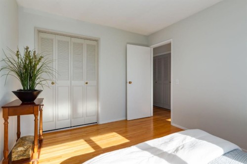 90 Allandale Close Se, Calgary, AB - Indoor Photo Showing Bedroom