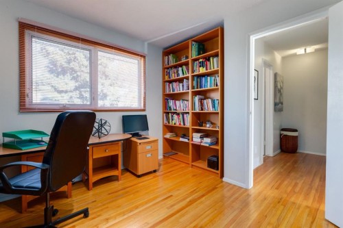 90 Allandale Close Se, Calgary, AB - Indoor Photo Showing Office