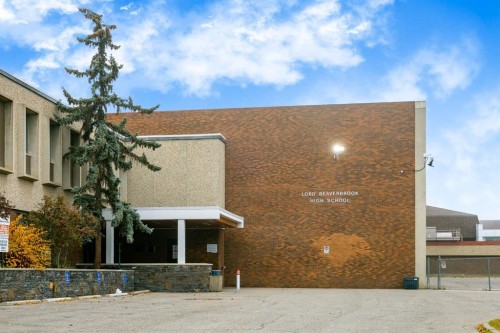 90 Allandale Close Se, Calgary, AB - Outdoor