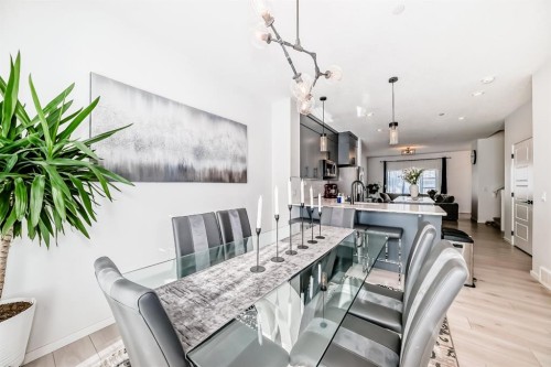 215 148 Avenue Nw, Calgary, AB - Indoor Photo Showing Dining Room