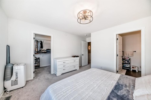 215 148 Avenue Nw, Calgary, AB - Indoor Photo Showing Bedroom