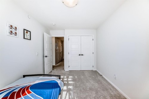 215 148 Avenue Nw, Calgary, AB - Indoor