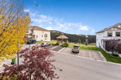 160 Sunset Point, Cochrane, AB - Outdoor