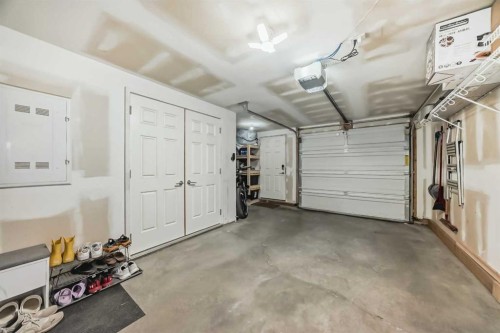 122 Sherwood Lane Nw, Calgary, AB - Indoor Photo Showing Garage