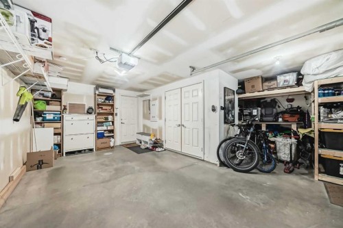122 Sherwood Lane Nw, Calgary, AB - Indoor Photo Showing Garage