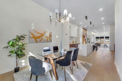 5020 21A Street Sw, Calgary, AB - Indoor Photo Showing Dining Room