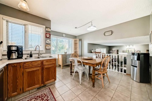 20 Rivergreen Crescent Se, Calgary, AB - Indoor