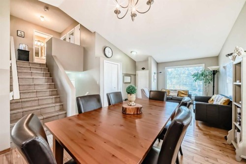 20 Rivergreen Crescent Se, Calgary, AB - Indoor Photo Showing Dining Room