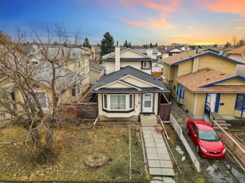 336 Whitworth Way Ne, Calgary, AB - Outdoor