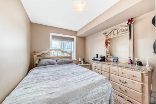 2324-81 Legacy Boulevard Se, Calgary, AB - Indoor Photo Showing Bedroom