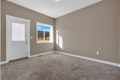 87 Baysprings Way Sw, Airdrie, AB - Indoor Photo Showing Other Room