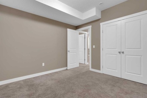 87 Baysprings Way Sw, Airdrie, AB - Indoor Photo Showing Other Room
