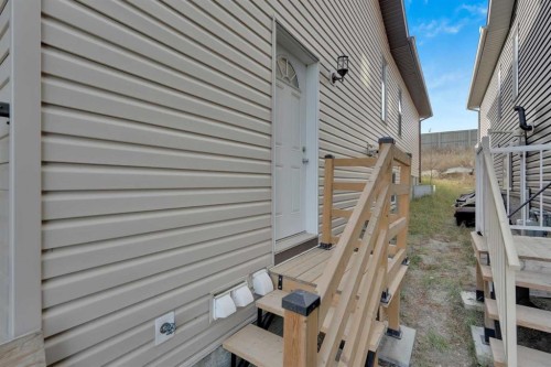 87 Baysprings Way Sw, Airdrie, AB - Outdoor
