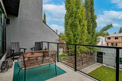 1928 27 Avenue Sw, Calgary, AB - Outdoor With Balcony With Exterior
