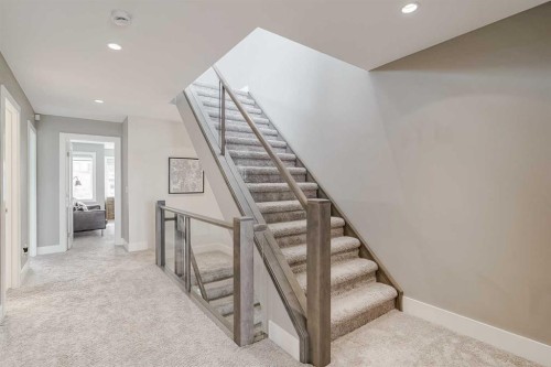 1928 27 Avenue Sw, Calgary, AB - Indoor Photo Showing Other Room