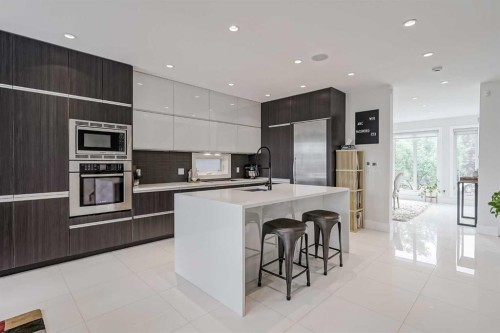 1928 27 Avenue Sw, Calgary, AB - Indoor Photo Showing Kitchen With Upgraded Kitchen