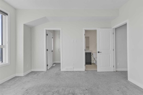 33 Belmont Drive Sw, Calgary, AB - Indoor