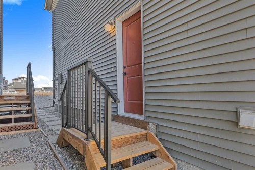 33 Belmont Drive Sw, Calgary, AB - Outdoor