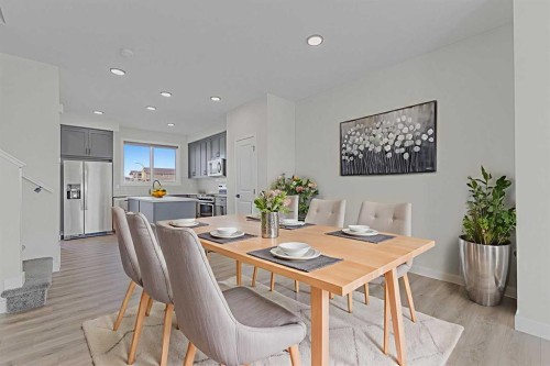 33 Belmont Drive Sw, Calgary, AB - Indoor Photo Showing Dining Room