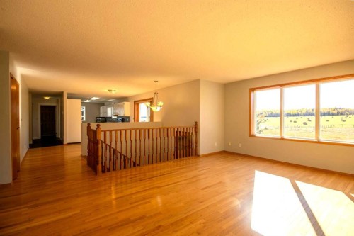 5559 Township Road 320, Rural Mountain View County, AB - Indoor