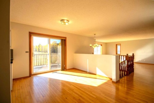 5559 Township Road 320, Rural Mountain View County, AB - Indoor