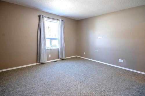 5559 Township Road 320, Rural Mountain View County, AB - Indoor Photo Showing Other Room